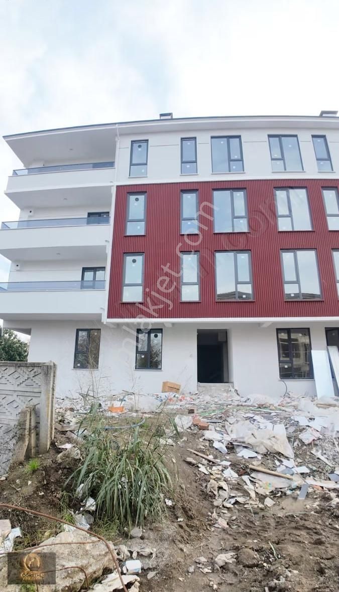 Öğretmen'den Cadde Çepheli Ara Kat 3+1 135m2 Sıfır Fırsat Daire - Görsel 7