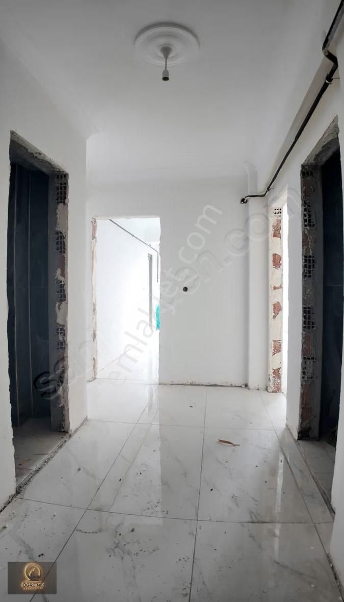 Öğretmen'den Cadde Çepheli Ara Kat 3+1 135m2 Sıfır Fırsat Daire - Görsel 23