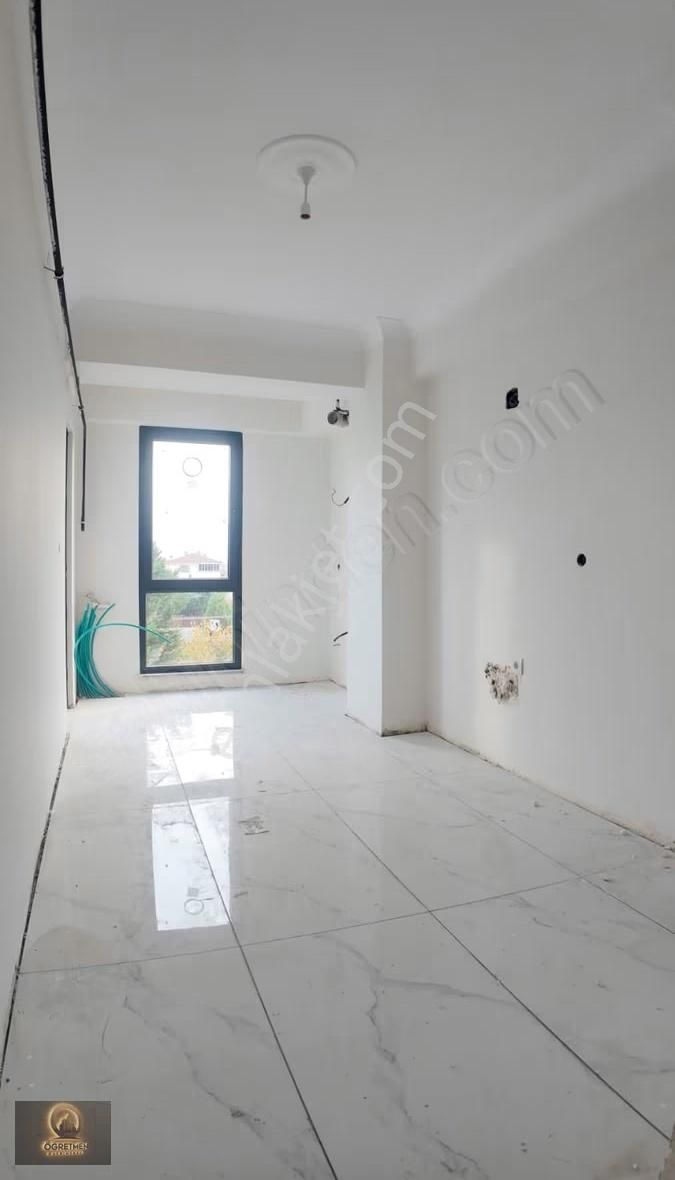 Öğretmen'den Cadde Çepheli Ara Kat 3+1 135m2 Sıfır Fırsat Daire - Görsel 14