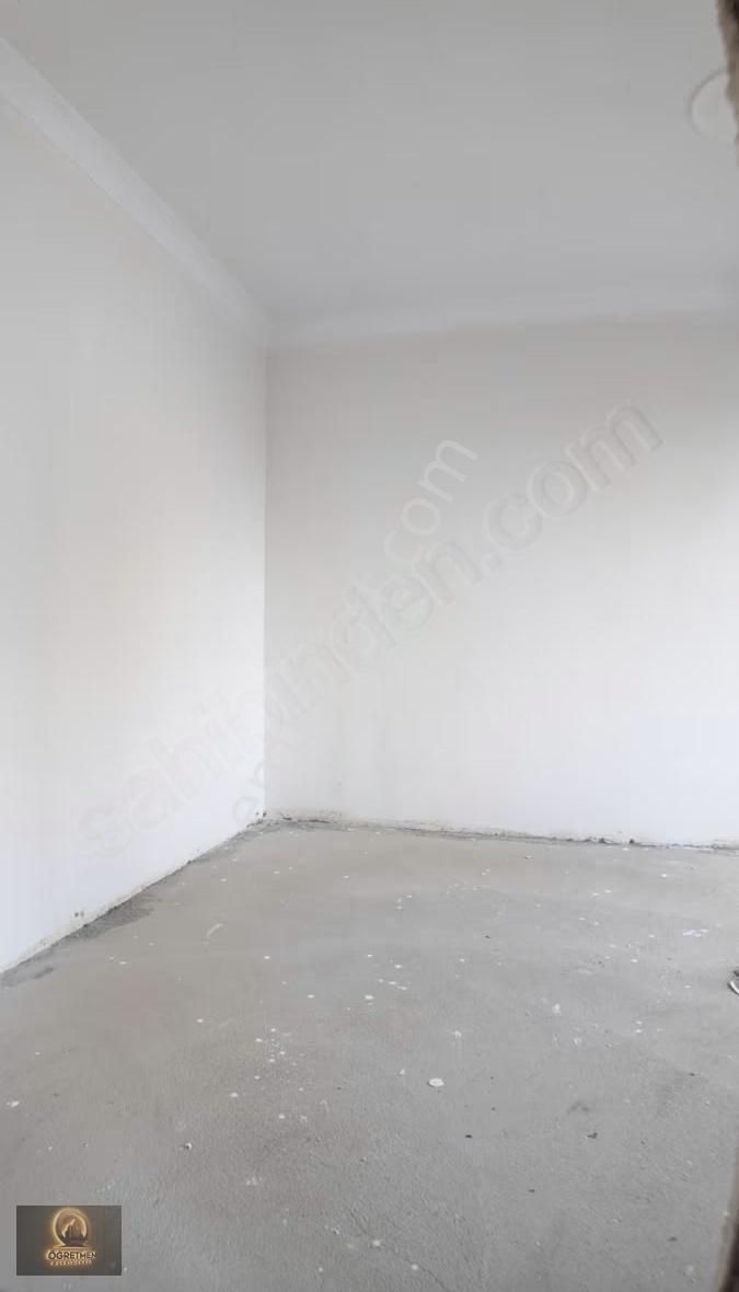 Öğretmen'den Cadde Çepheli Ara Kat 3+1 135m2 Sıfır Fırsat Daire - Görsel 22