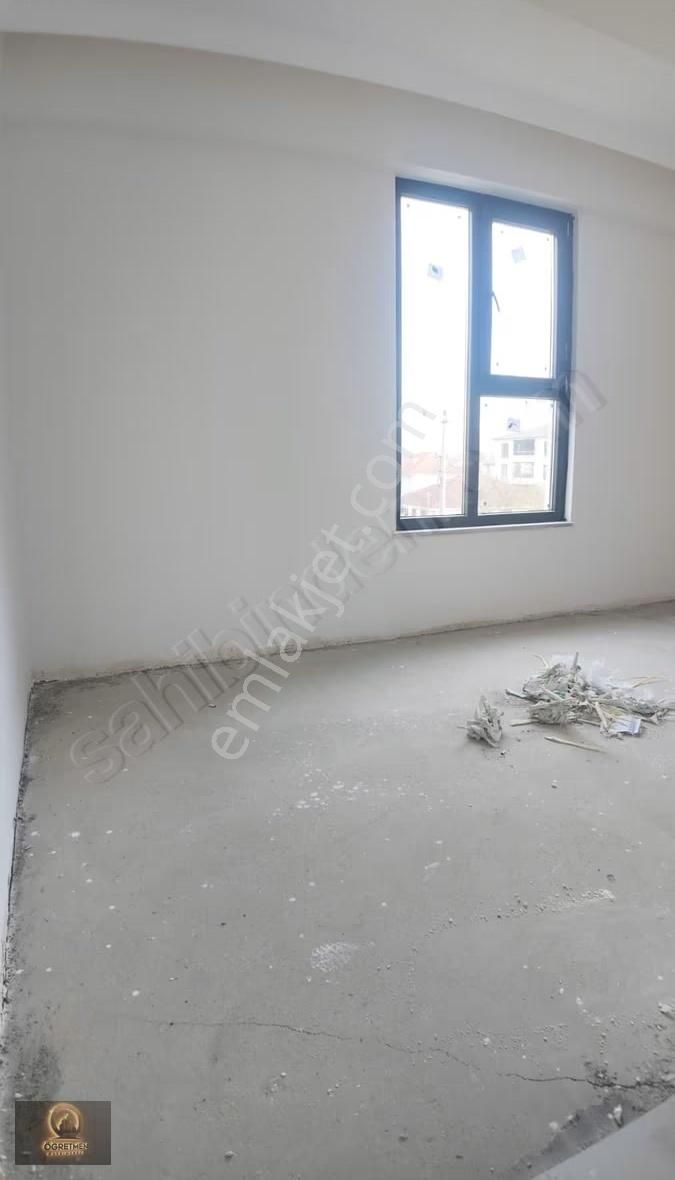 Öğretmen'den Cadde Çepheli Ara Kat 3+1 135m2 Sıfır Fırsat Daire - Görsel 16