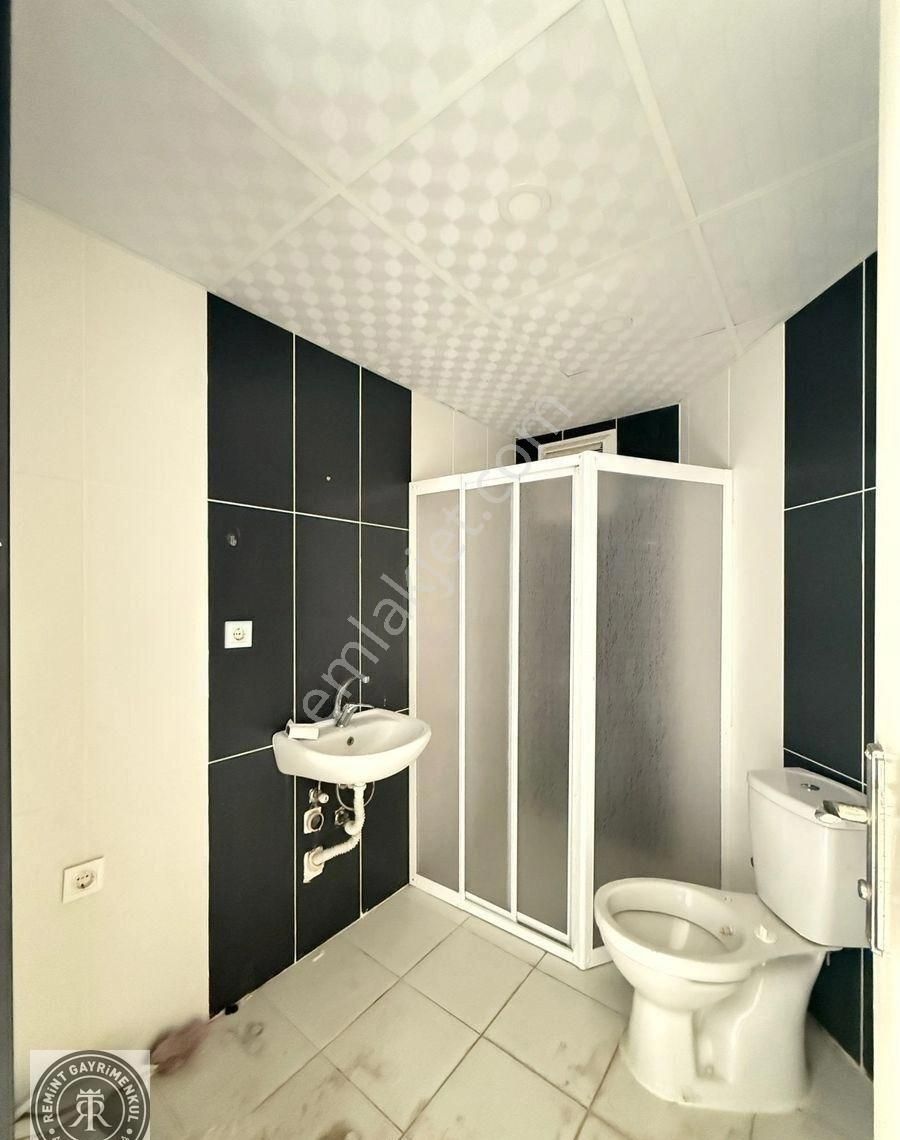 Remint’den Tellıdere Mahallesi Metro Yolu Üzerinde Geniş 2+1 Açık Mutfak Çift Banyo Direk Hasarsız!! - Görsel 4