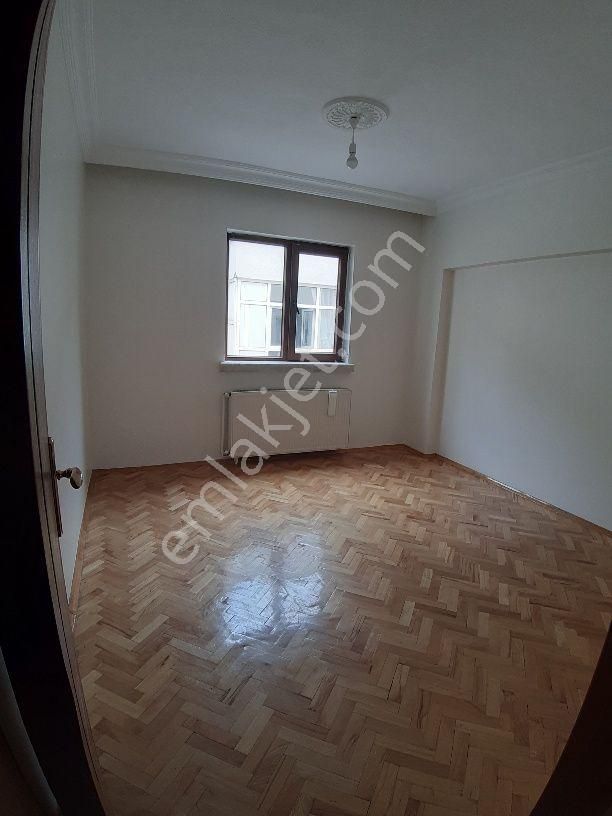 3+1 Bağımsız Salon 2.kat Bakımlı Kiralık Daire Yıldız Emlak'tan - Görsel 11