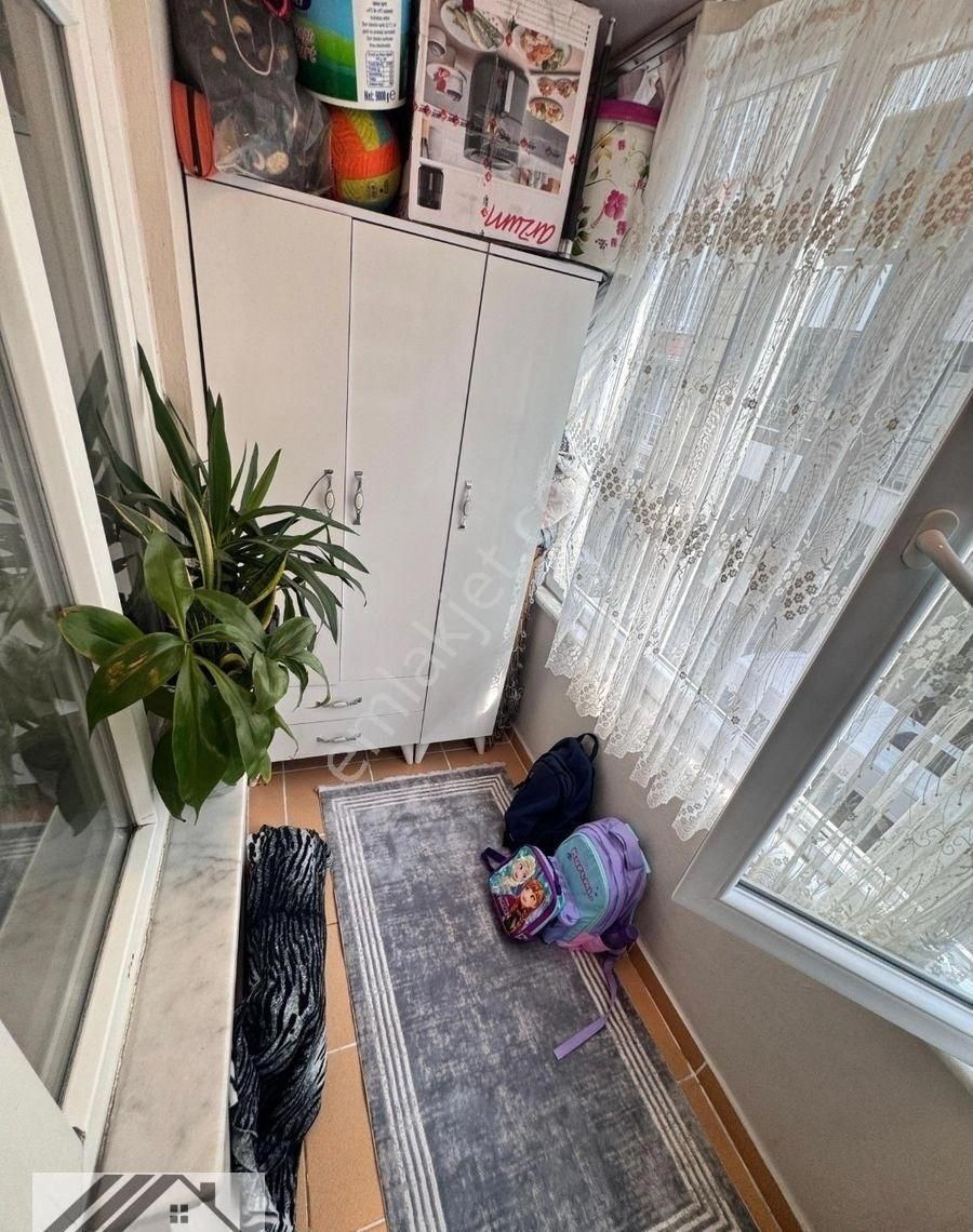 Lale Yapı'dan 50,yıl Mah 2+1 95m² Merkezi Konum Masrafsz 1.kat Daire - Görsel 4