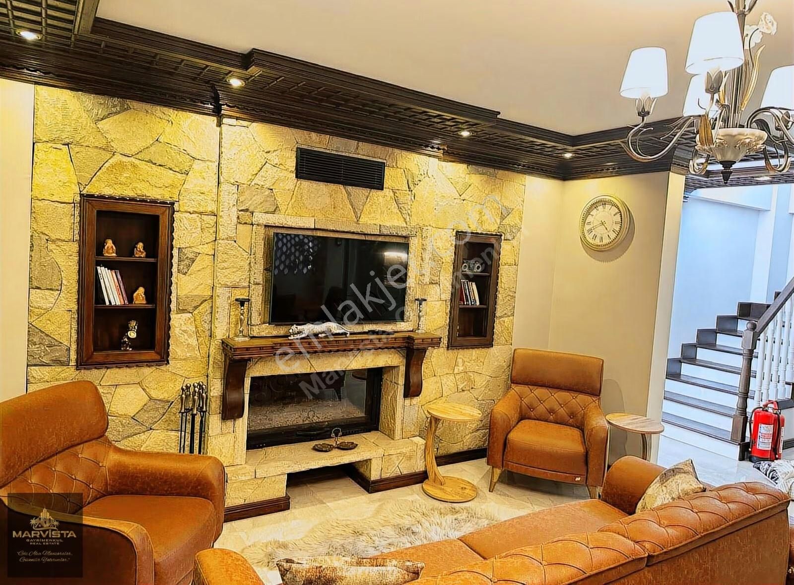 Çamlı Köyünde Özel Mimarili, Havuzlu, Full Eşyalı Villa - Görsel 3