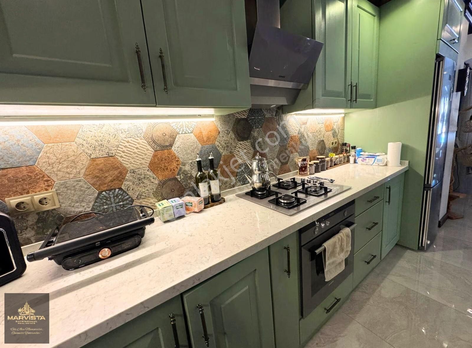 Çamlı Köyünde Özel Mimarili, Havuzlu, Full Eşyalı Villa - Görsel 14
