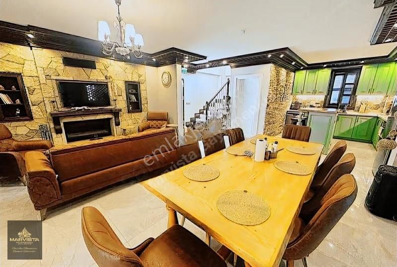 Çamlı Köyünde Özel Mimarili, Havuzlu, Full Eşyalı Villa - Görsel 10