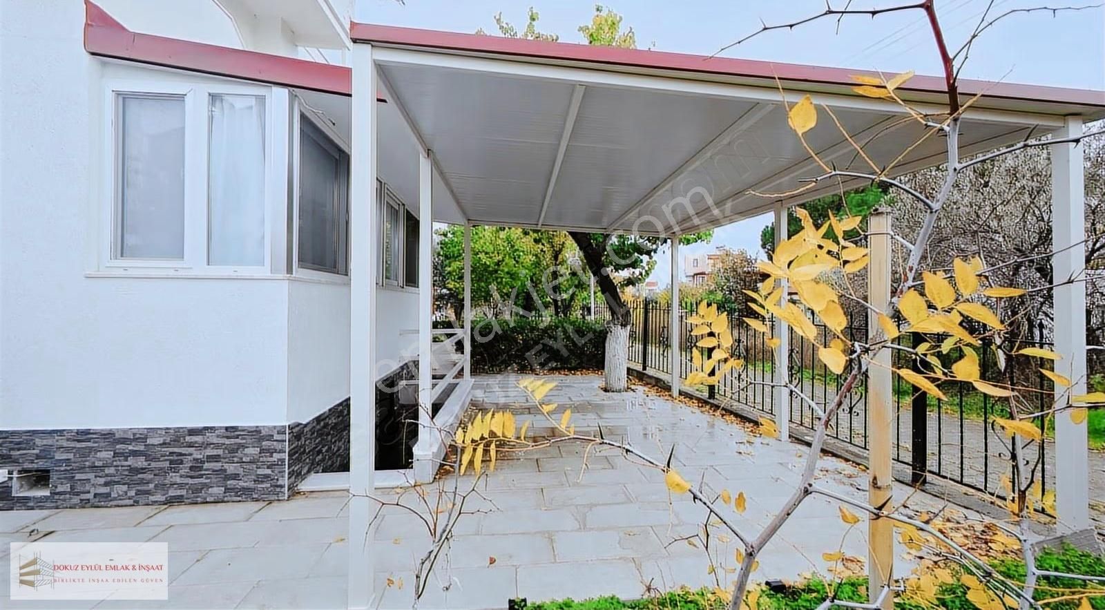 Dikili Salihler Mah Yeşil Pelit Sitesinde Satılık Villa - Görsel 12