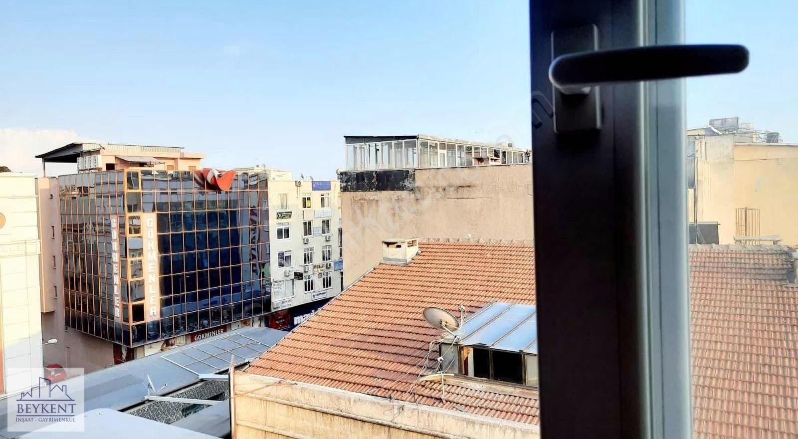 Beykent Ten Çarşı Metropol Caddede 1+1 70mt Kısmi Eşyalı Ofis - Görsel 3