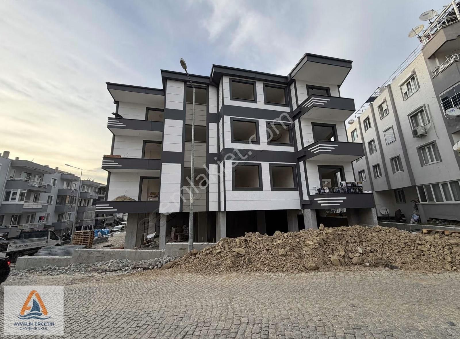Ayvalık Alicetinkaya Sıfır 2+1 2 Ay İcinde Teslim Daireler - Görsel 24
