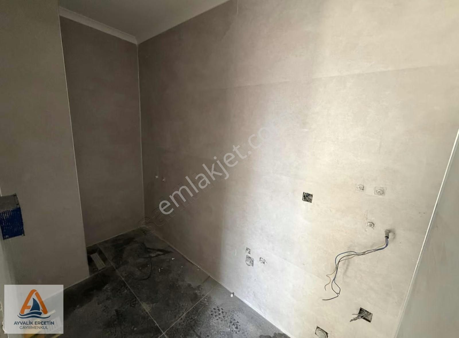 Ayvalık Alicetinkaya Sıfır 2+1 2 Ay İcinde Teslim Daireler - Görsel 25