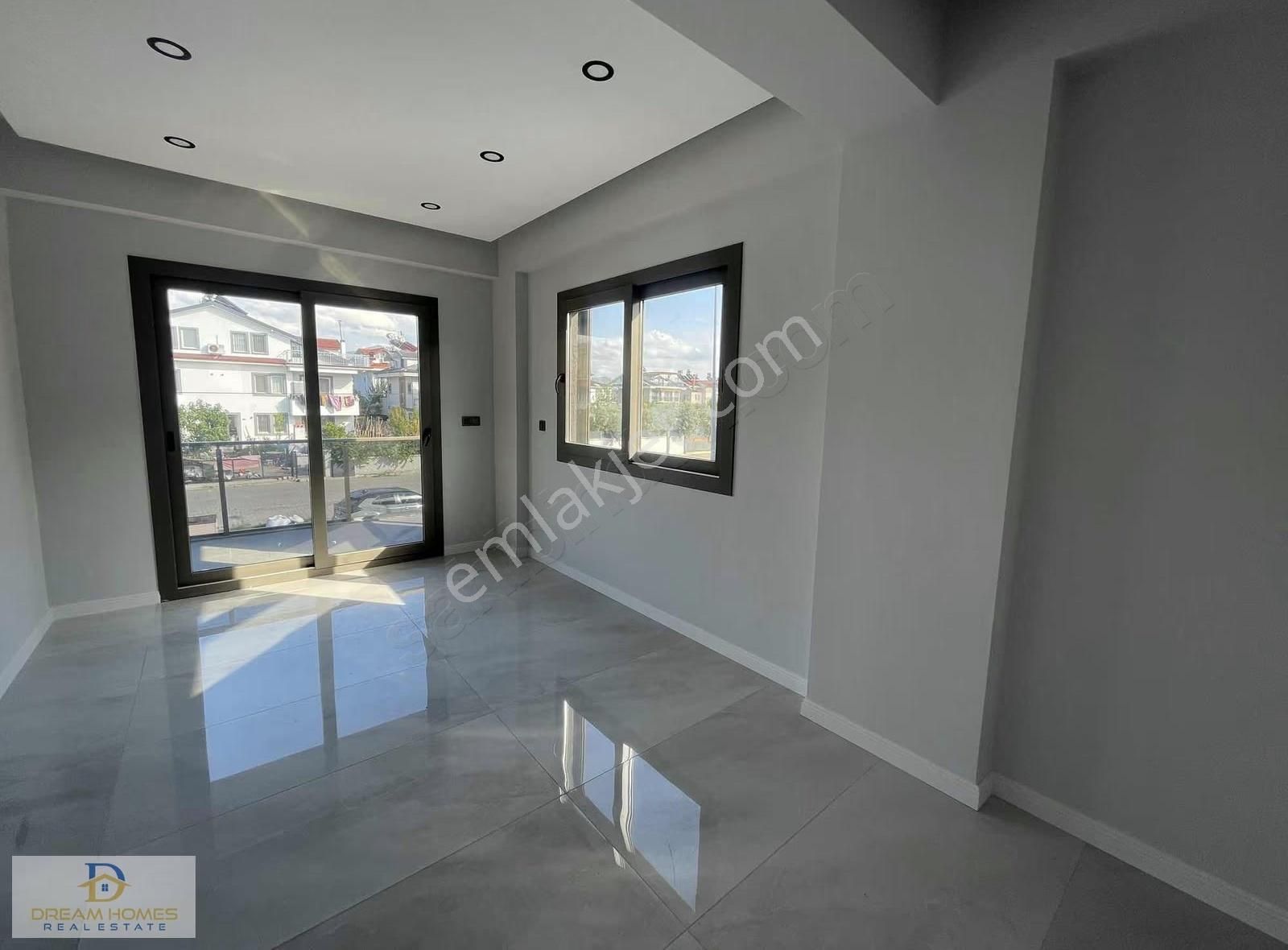 Fethiye Merkezi Konumda Satılık 4+1 Havuzlu Tripleks Villa - Görsel 15