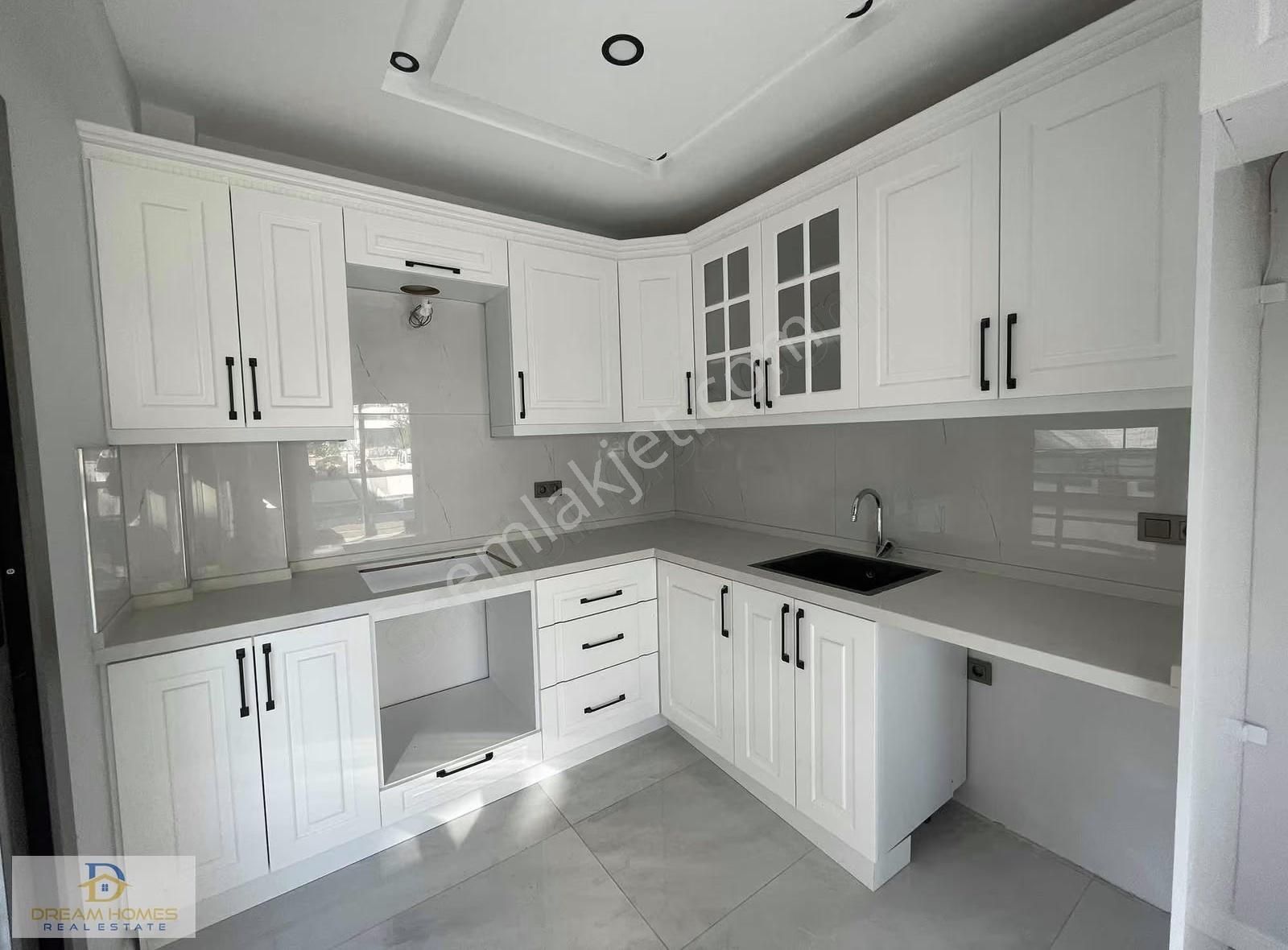 Fethiye Merkezi Konumda Satılık 4+1 Havuzlu Tripleks Villa - Görsel 10