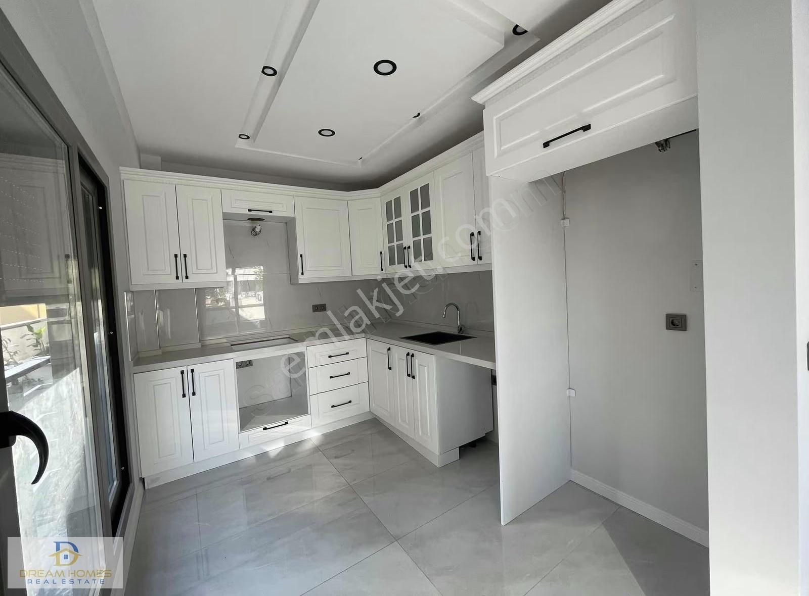 Fethiye Merkezi Konumda Satılık 4+1 Havuzlu Tripleks Villa - Görsel 17