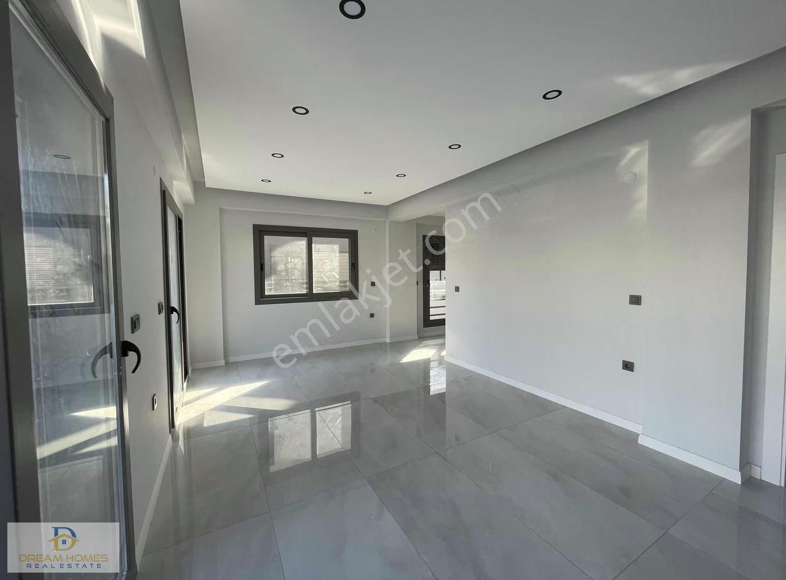 Fethiye Merkezi Konumda Satılık 4+1 Havuzlu Tripleks Villa - Görsel 13