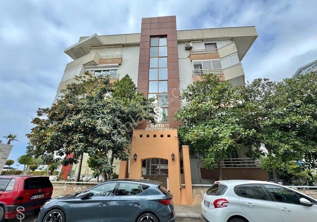 Alanya Cleopatra'da Denize Sıfır 1+1 Kiralık Daire - Görsel 2