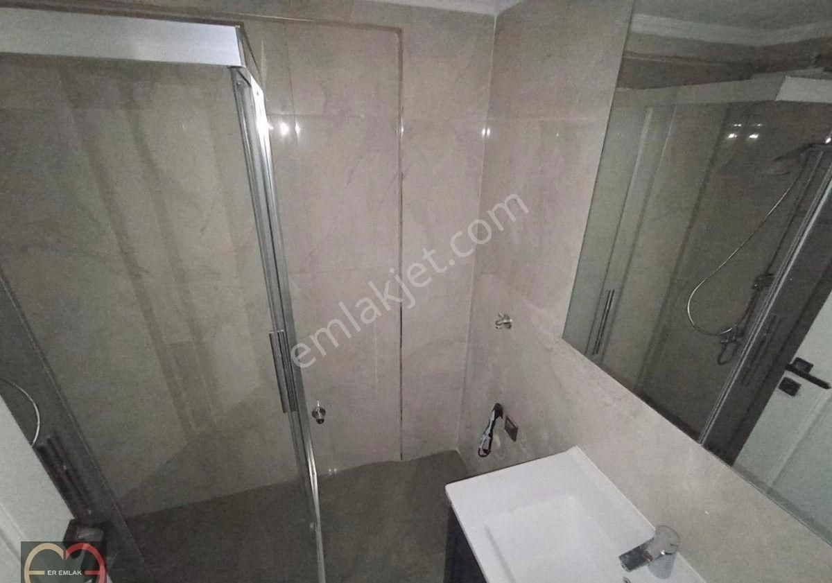 Bahçeli 'de Beşevler Metro Yürüme Mesafesi 2+1 Bağ. Salon Mutfk - Görsel 6