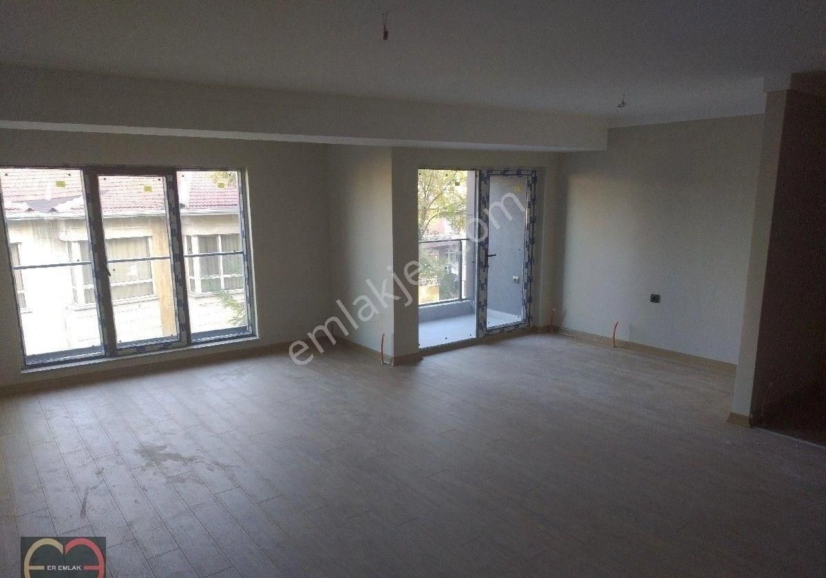 Ankara Beşevlerde Metroya Yakın, Balkonlu Sıfır Düz Ve Yüksek Tavanlı Geniş 3+1 Satılık Dublex Daire - Görsel 16