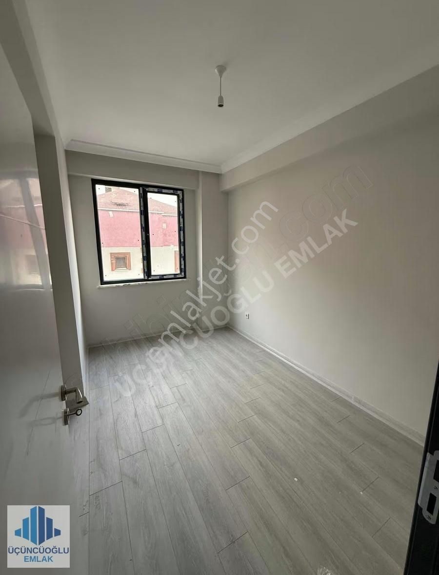Aydıntepe'de Ebeveyn Banyolu 3+1 Kiralık Sıfır Daire - Görsel 14