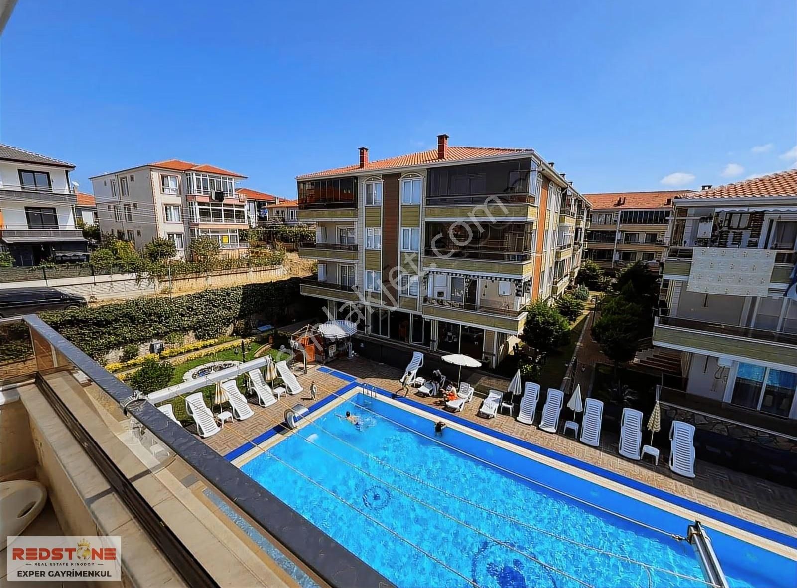 Karasu'da Hastaneye 3 Dakika Havuzlu Eşyalı 1+1 Kiralık Daire - Görsel 19
