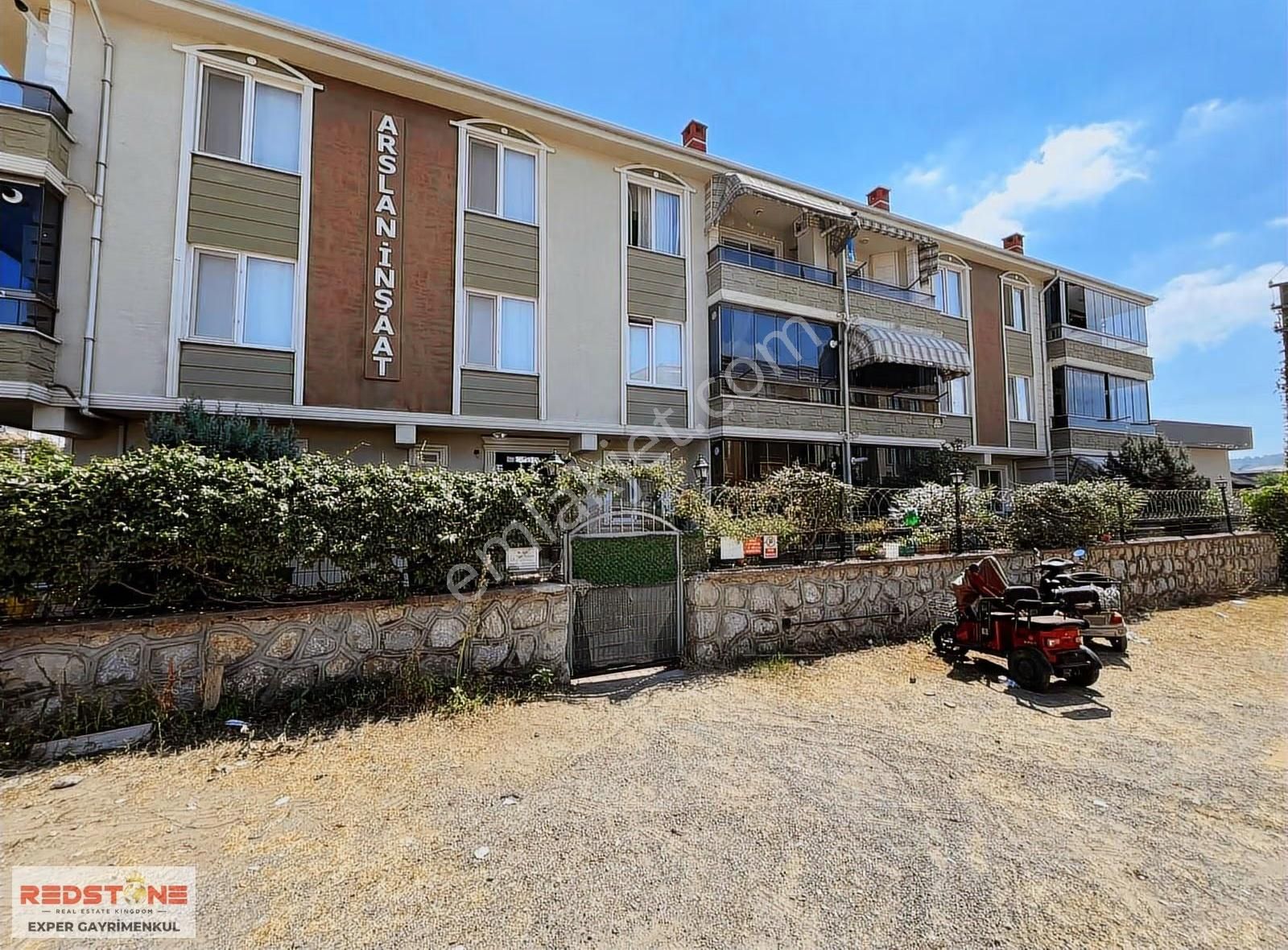 Karasu'da Hastaneye 3 Dakika Havuzlu Eşyalı 1+1 Kiralık Daire - Görsel 16