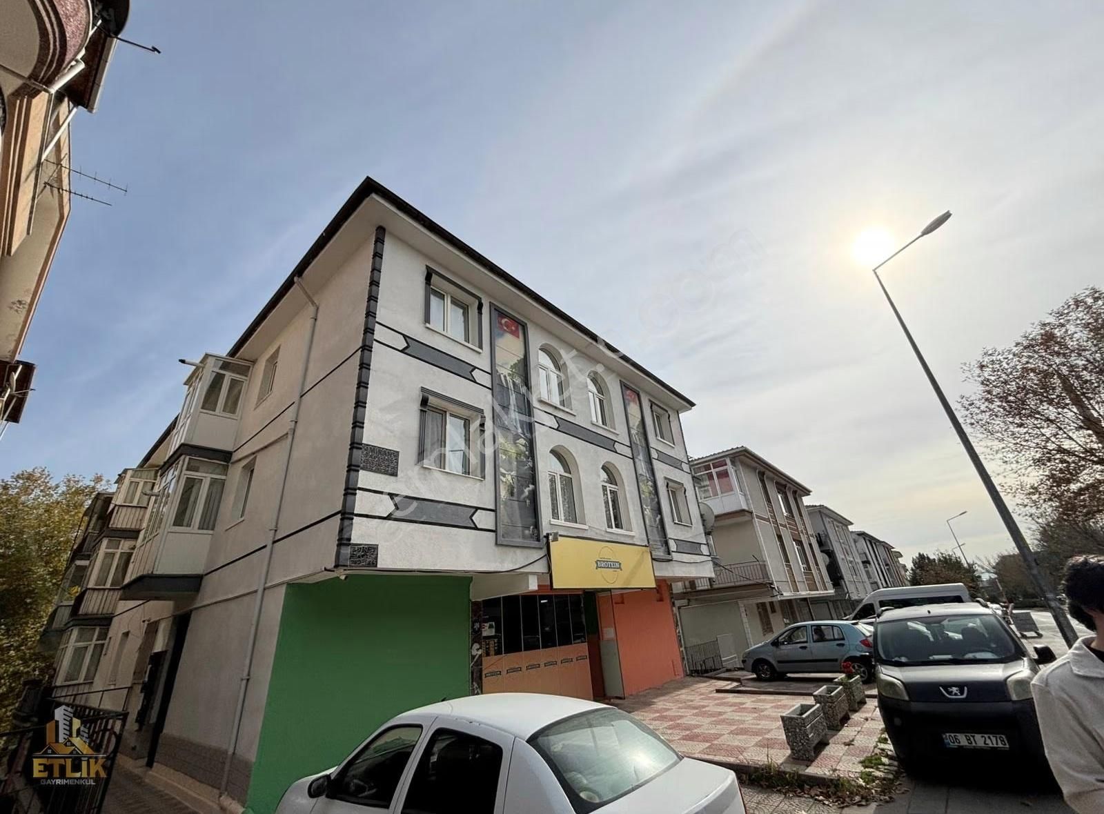 Etlik'den Cad. Üzeri 3+1 Şehir Hastanesi Yakını Eşyalı Kiralık ! - Görsel 10