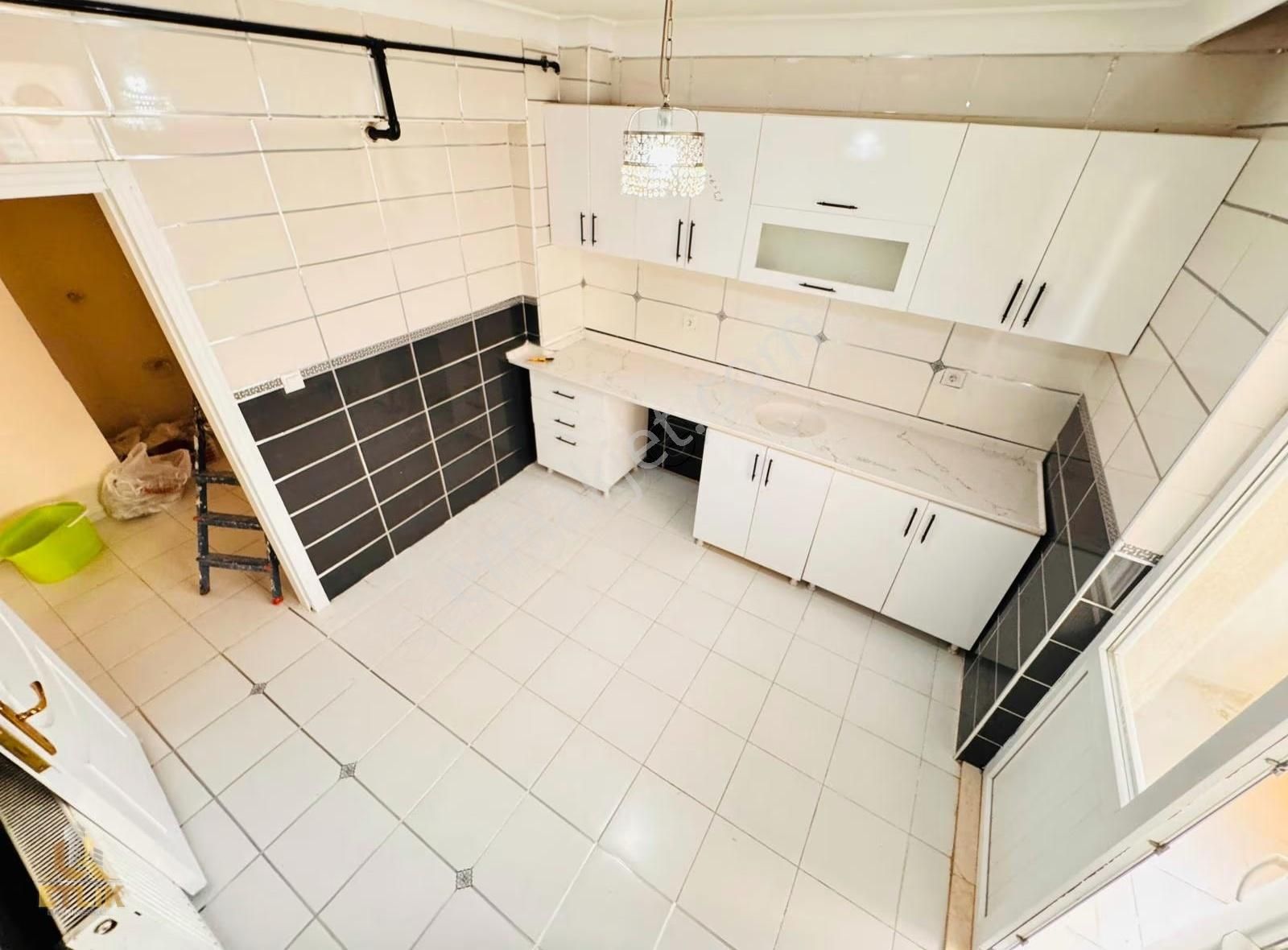 Çambaşı Caddesi Paraleli 1.kat Konumunda Asansörlü Fırsat Daire - Görsel 23