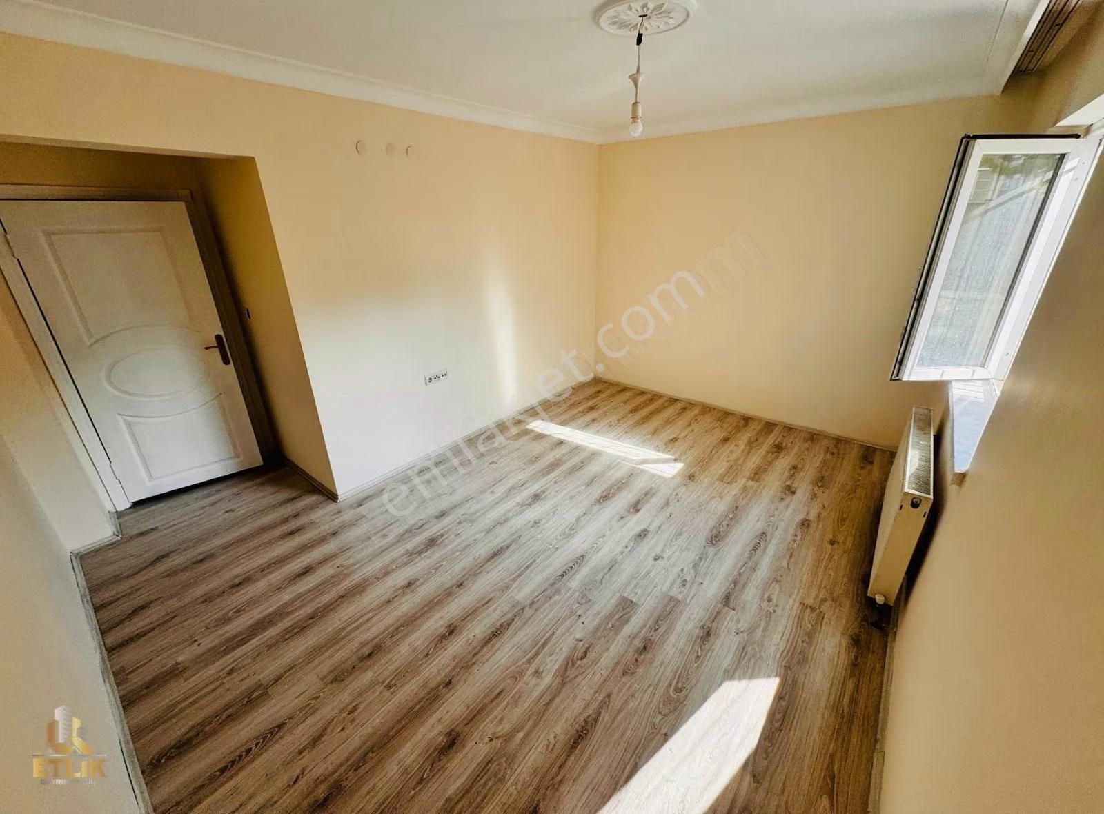 Çambaşı Caddesi Paraleli 1.kat Konumunda Asansörlü Fırsat Daire - Görsel 18