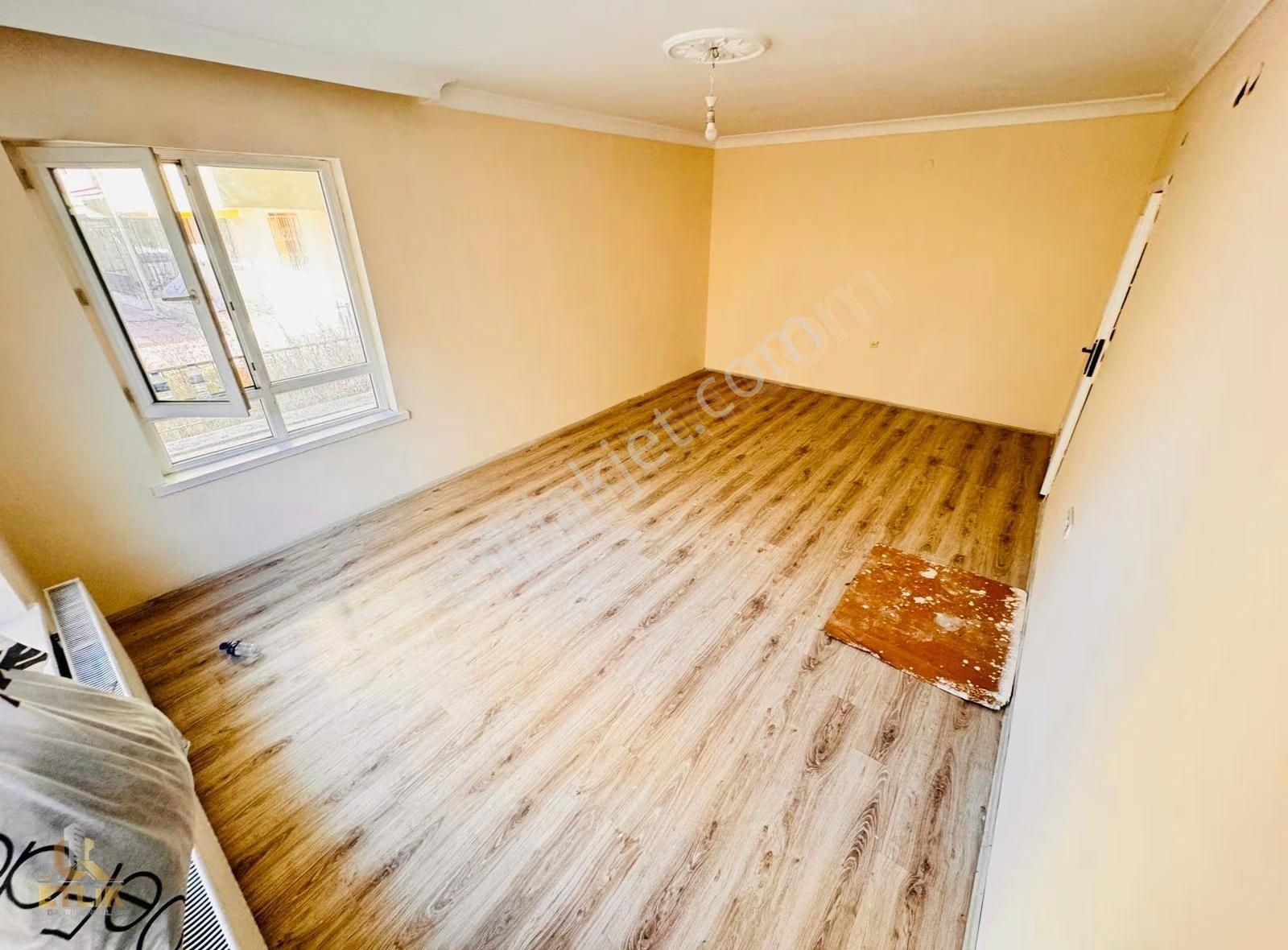 Çambaşı Caddesi Paraleli 1.kat Konumunda Asansörlü Fırsat Daire - Görsel 11