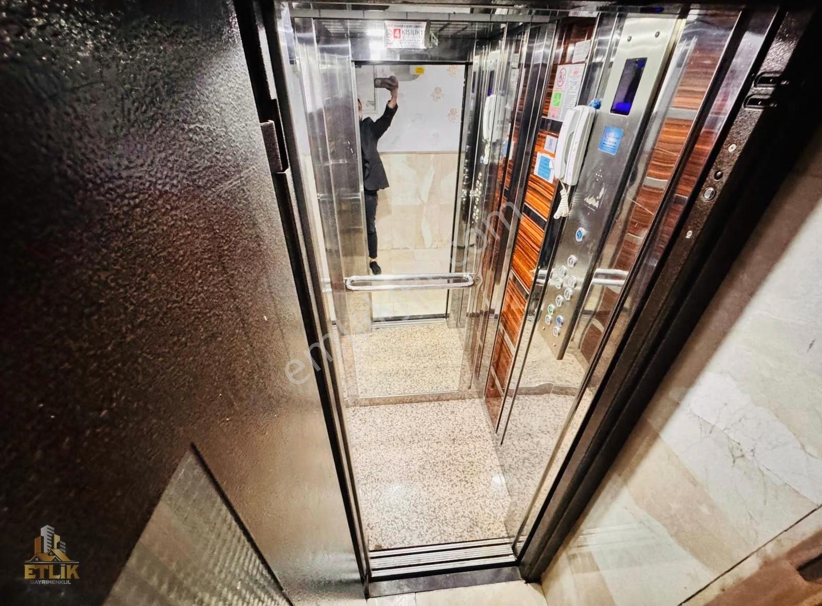 Çambaşı Caddesi Paraleli 1.kat Konumunda Asansörlü Fırsat Daire - Görsel 12