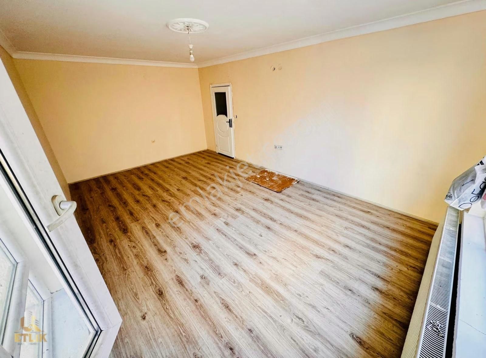 Çambaşı Caddesi Paraleli 1.kat Konumunda Asansörlü Fırsat Daire - Görsel 5