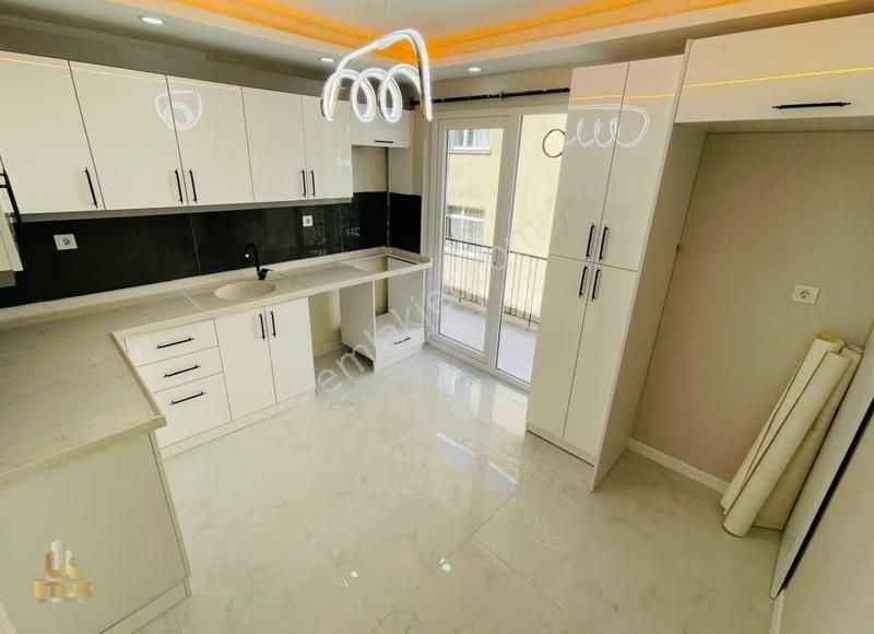 Etlik'den Cadde Üzeri Ön Cephe 3+1 Ultra Lüx Ara Kat Daire ! - Görsel 14