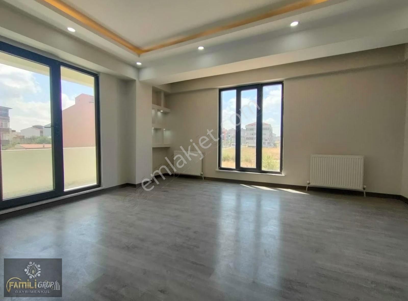 Famili Gayrımenkul Uygun Daire 2+1 90m2 Ara Katlar
