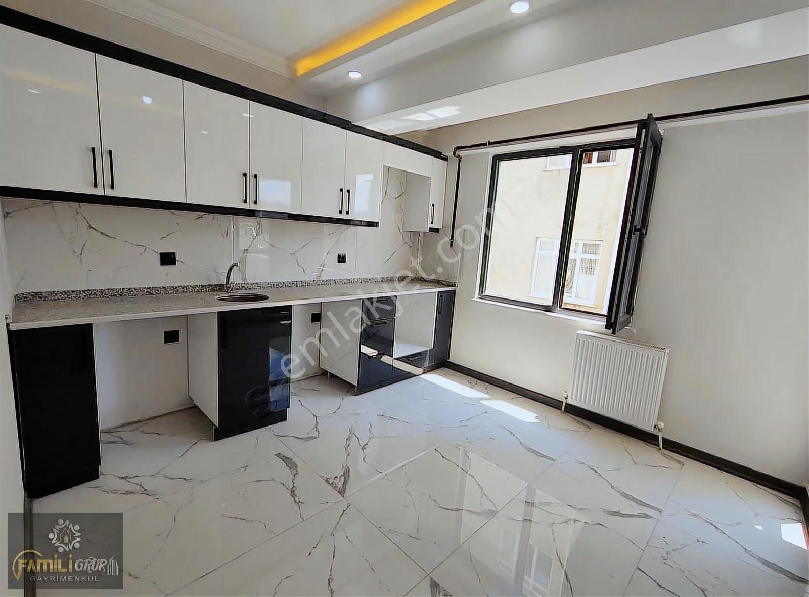 Famili Gayrımenkul Uygun Daire 2+1 90m2 Ara Katlar - Görsel 2