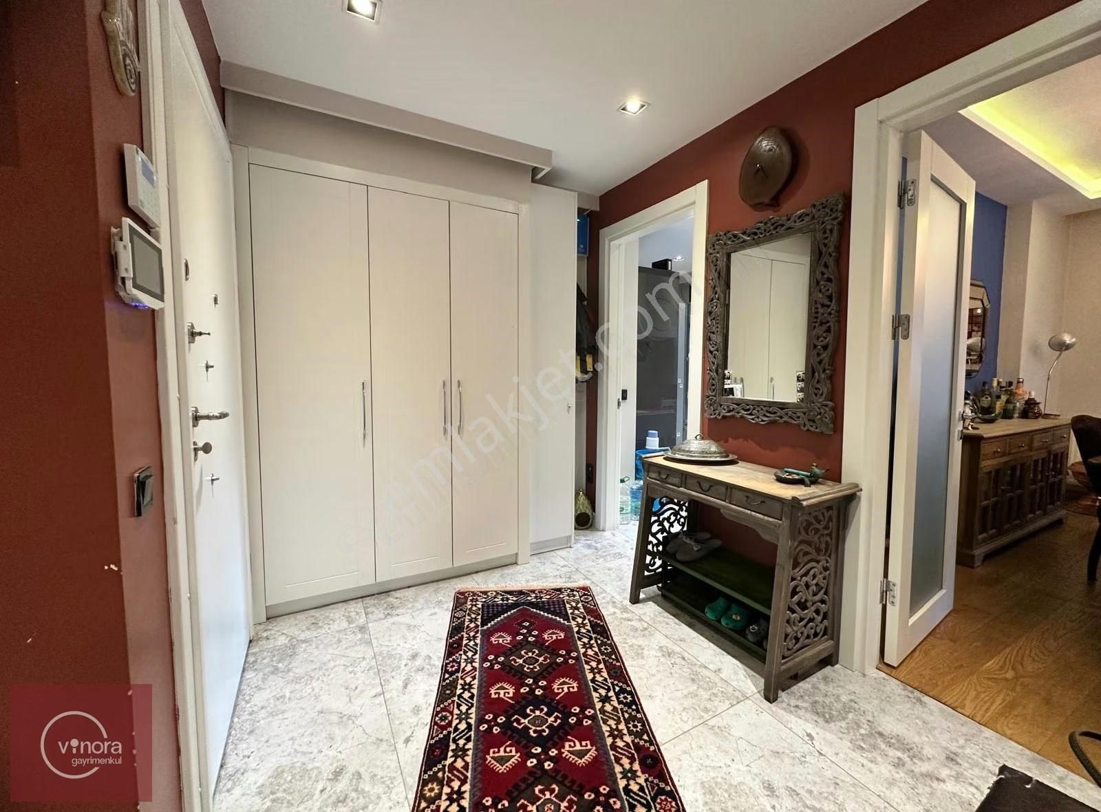 Suadiye Sahil'de İşyeri Ve Konuta Uygun Balkonlu E.banyolu 3+1 - Görsel 13