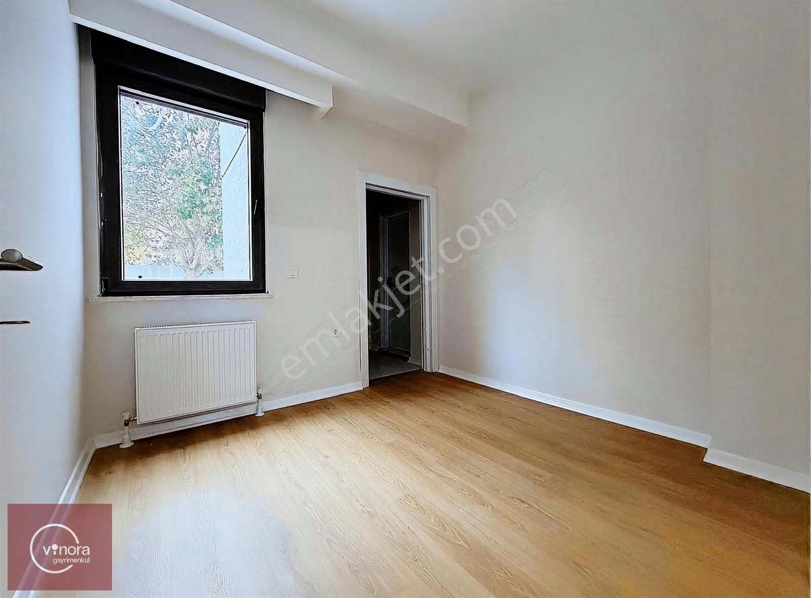 Sahrayıcedit'de Minibüs Caddesine Yakın Giyinme Odalı Boş 2+1 - Görsel 6