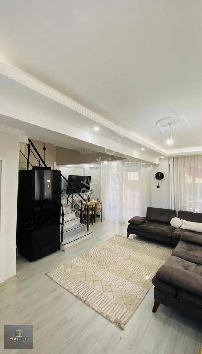 ▃▅▇mia Grup▇▅▃ Kombi Petek Bağlı & Denize Yürüme Mesafesi Villa! - Görsel 3