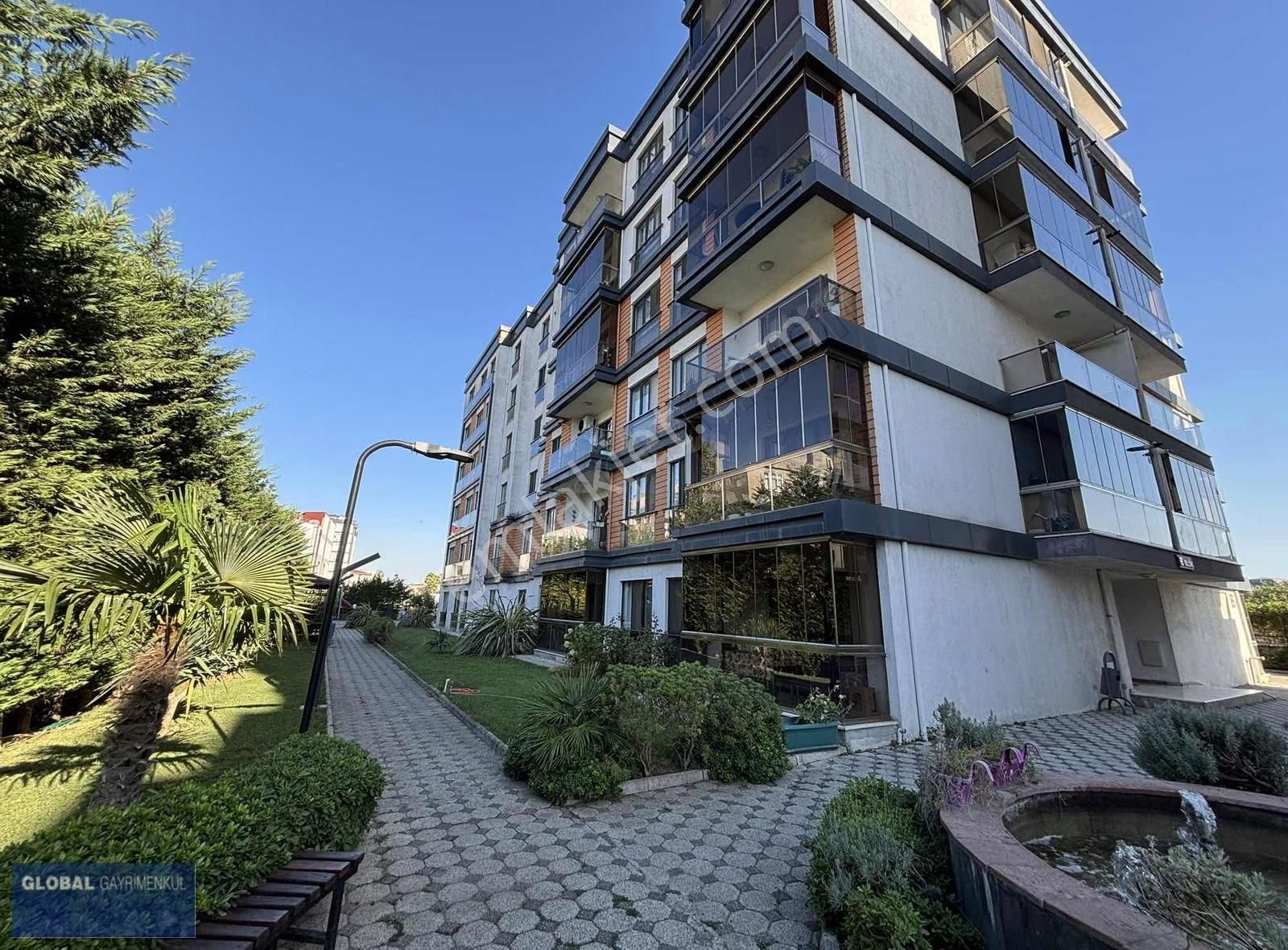 Global'den,ahenk Sitesinde,arakat,güzel Lokasyon, Lüks Daire