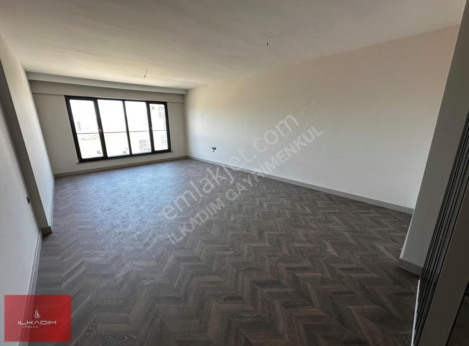 Ovacıkta Bulvar Üzeri Çift Bloklu Sitede Ada Mutfaklı 3+2 - Görsel 14