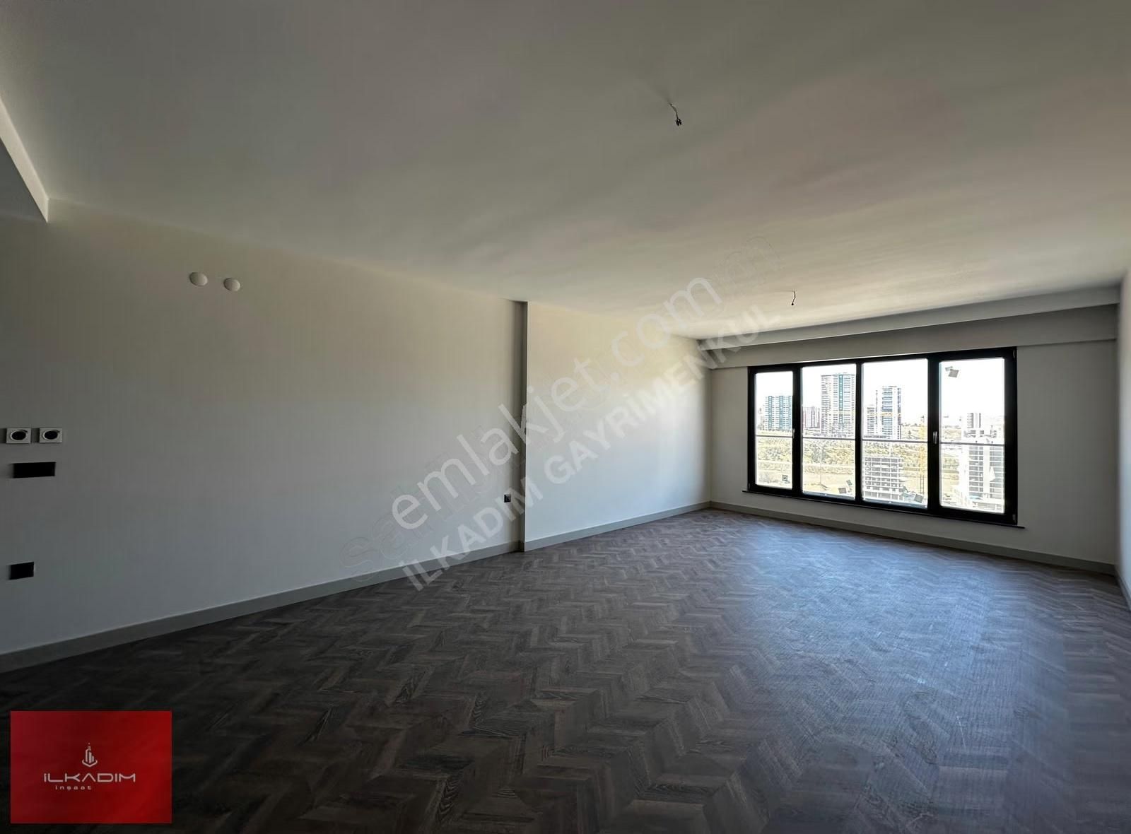 Ovacıkta Bulvar Üzeri Çift Bloklu Sitede Ada Mutfaklı 3+2 - Görsel 2