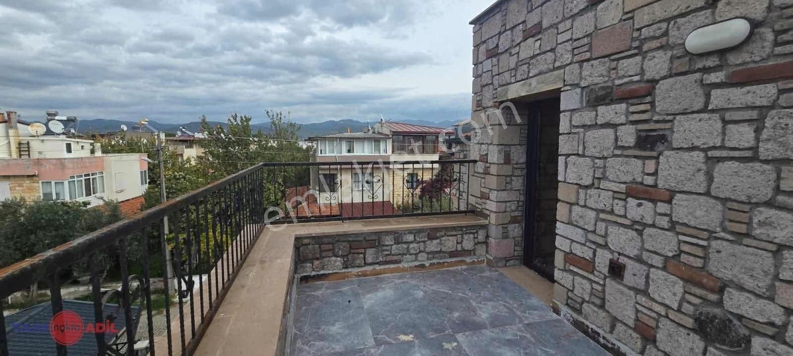 Dikili Kabakumda Özel İmalat Doğal Taş 5+1 Villa - Görsel 14