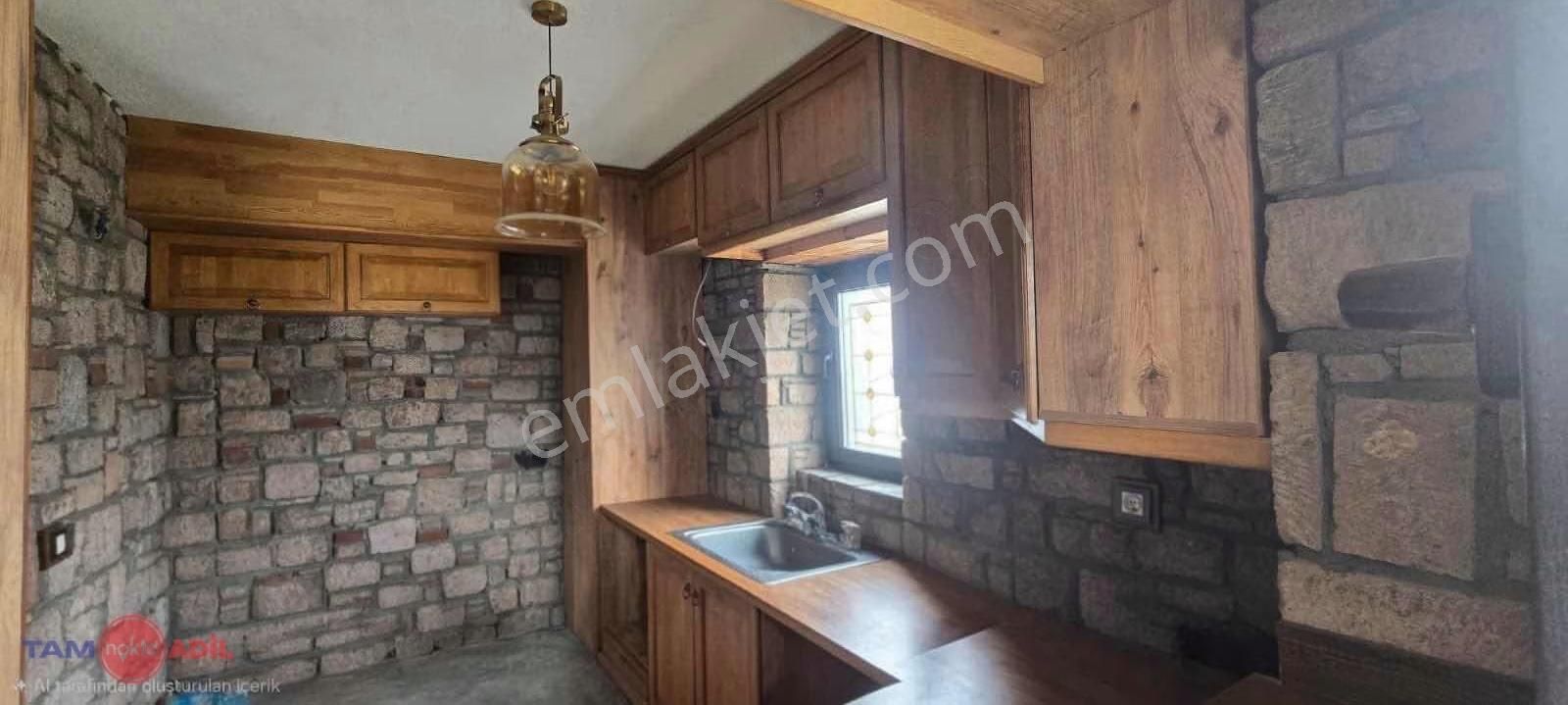 Dikili Kabakumda Özel İmalat Doğal Taş 5+1 Villa - Görsel 7
