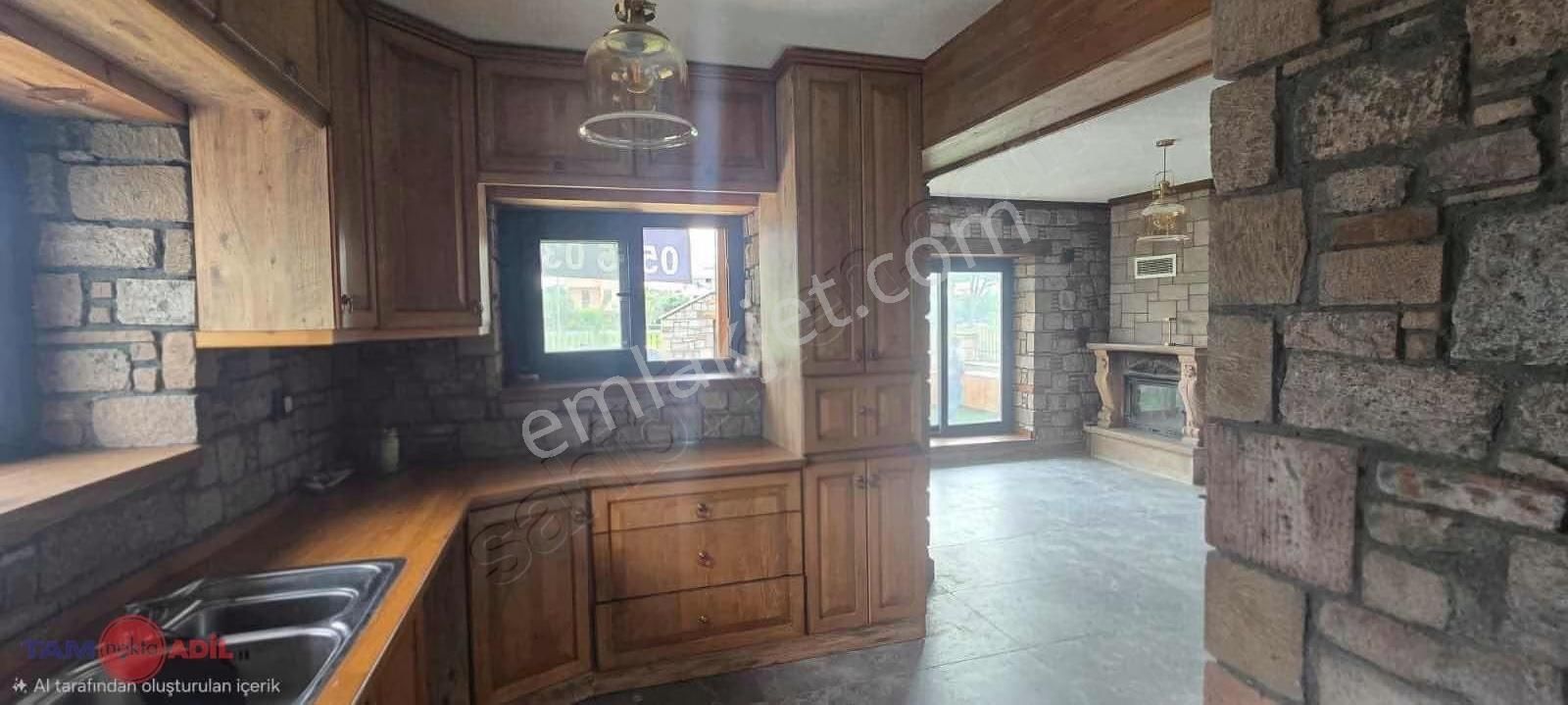 Dikili Kabakumda Özel İmalat Doğal Taş 5+1 Villa - Görsel 2