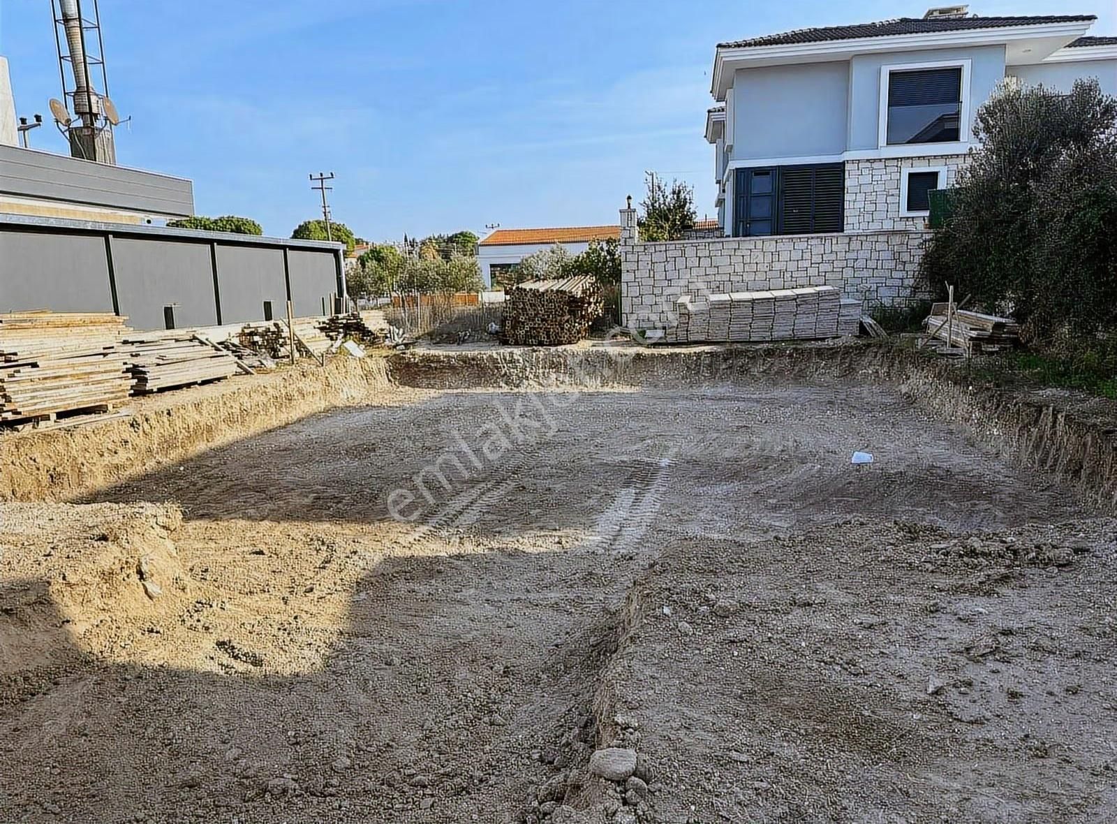 Çeşme Şifne %50 Peşin Vadeli Satılık 3+1 Müstakil Havuzlu Villa