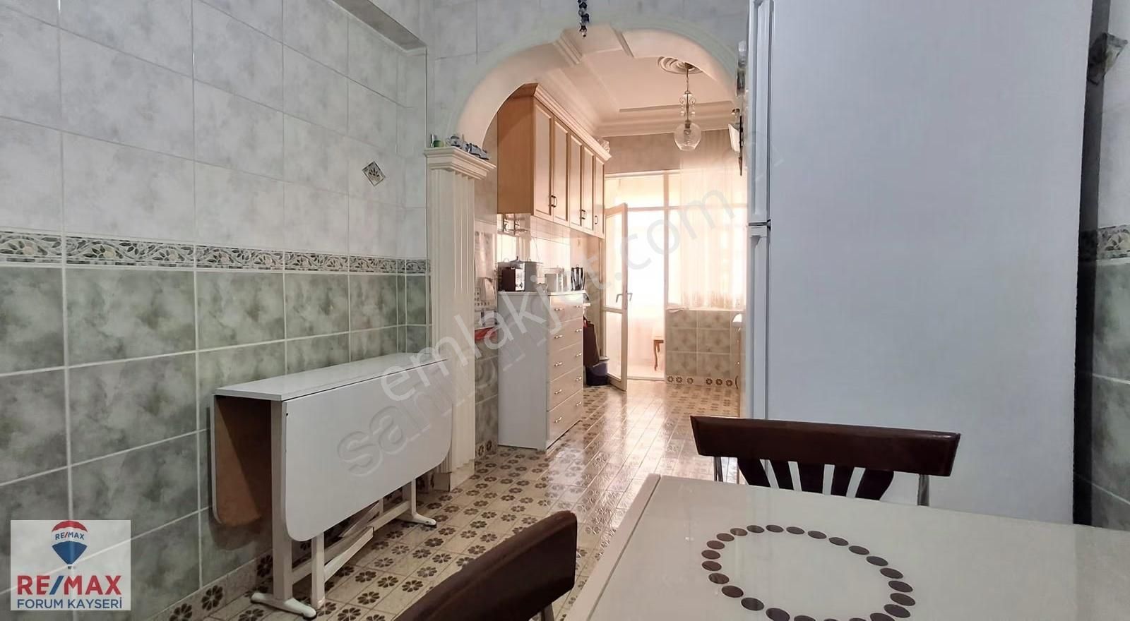 Sahabiye Mahallesi Merkezi Konumda Satılık 4+1 Daire - Görsel 18