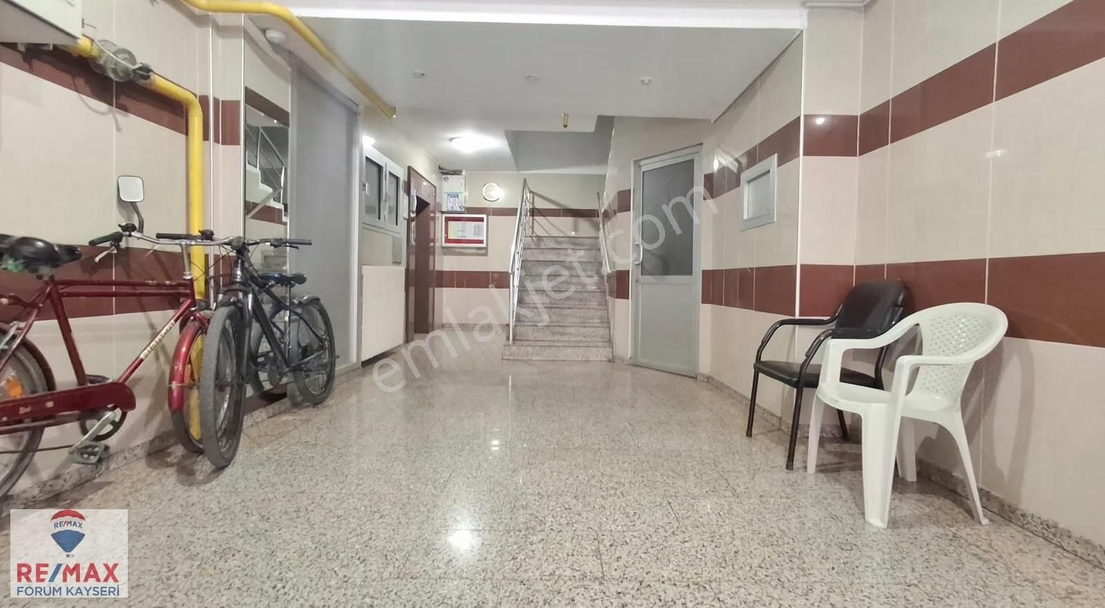 Sahabiye Mahallesi Merkezi Konumda Satılık 4+1 Daire - Görsel 16