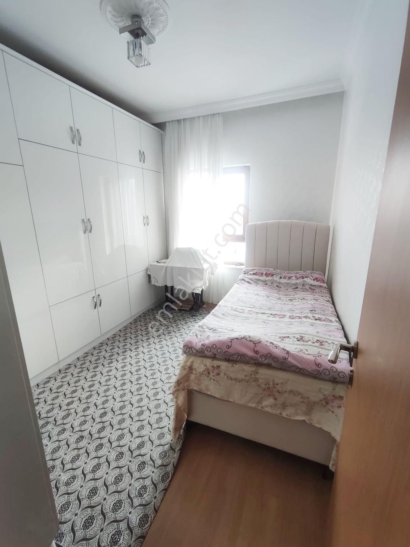 Seyrantepe Pazar Yanı Açık Cepheli 2+1 Geniş Oturumlu Daire - Görsel 23