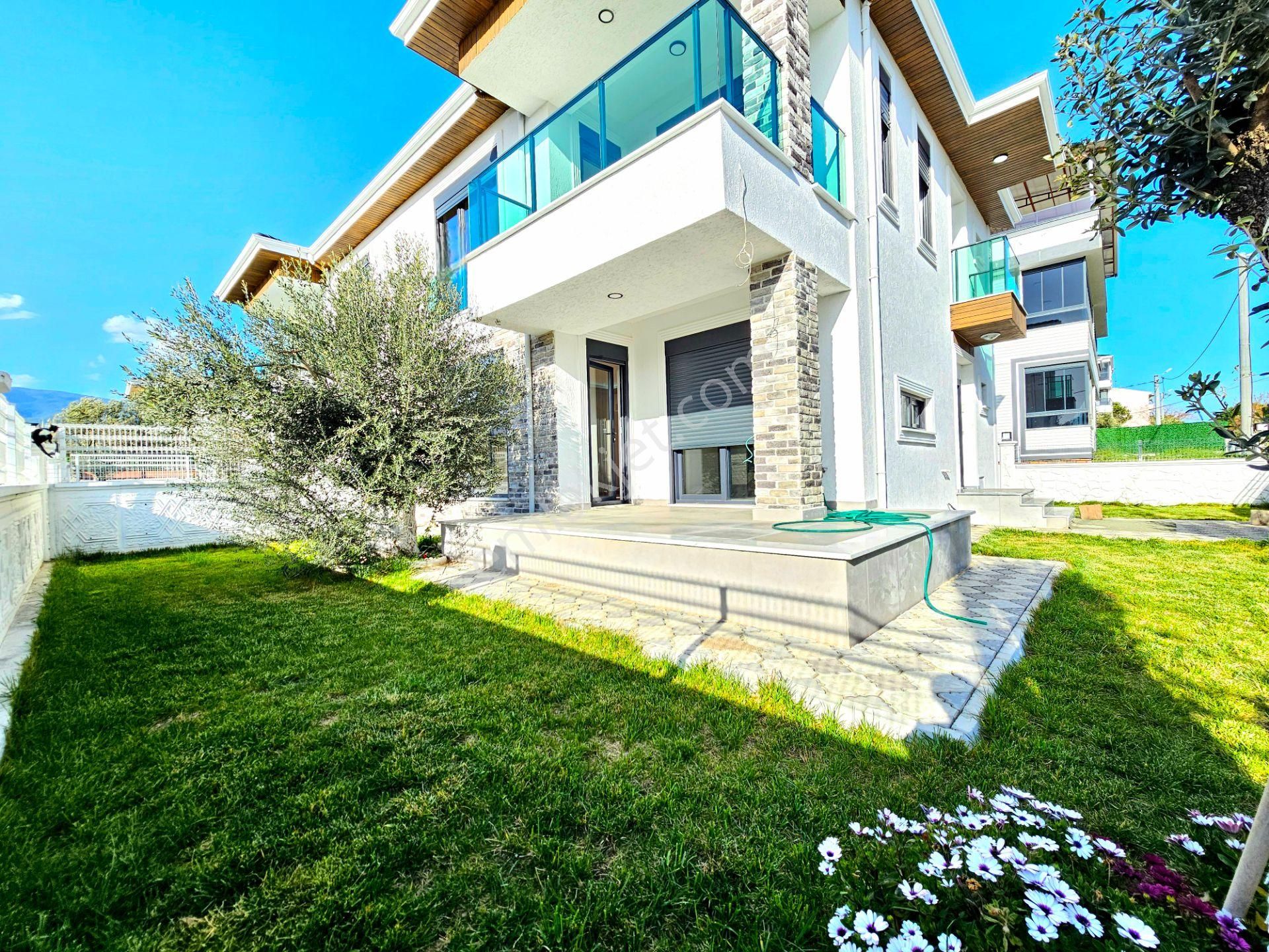 ▶ ▶akçay Körfez'den Modern Mimari,eşsiz Tasarımlı Sıfır Satılık 4+1 Villa - Görsel 4