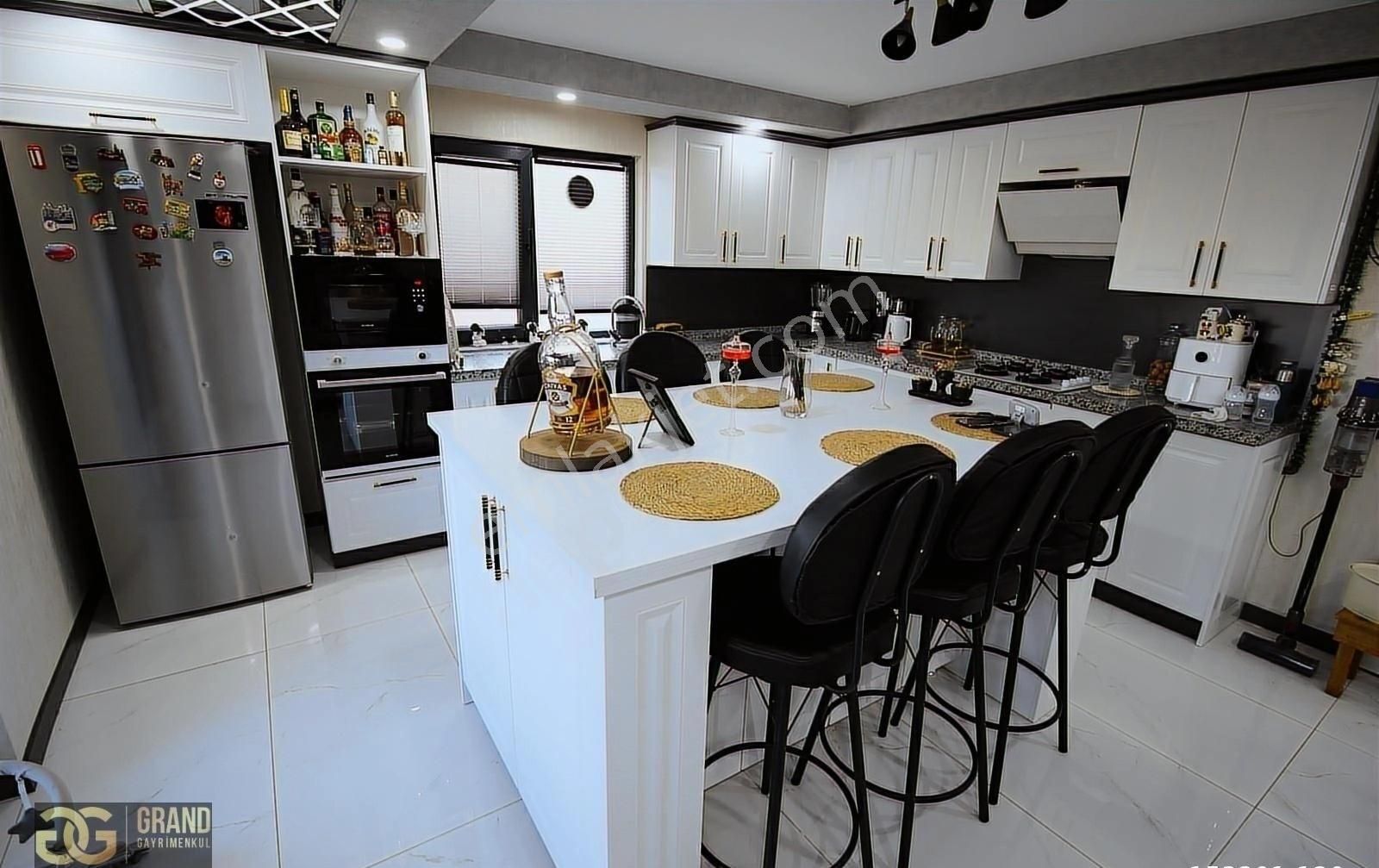 Biran Sk. Önü Açık, Asansörlü, 5+1 250 M² Teraslı Sıfır Dubleks - Görsel 4