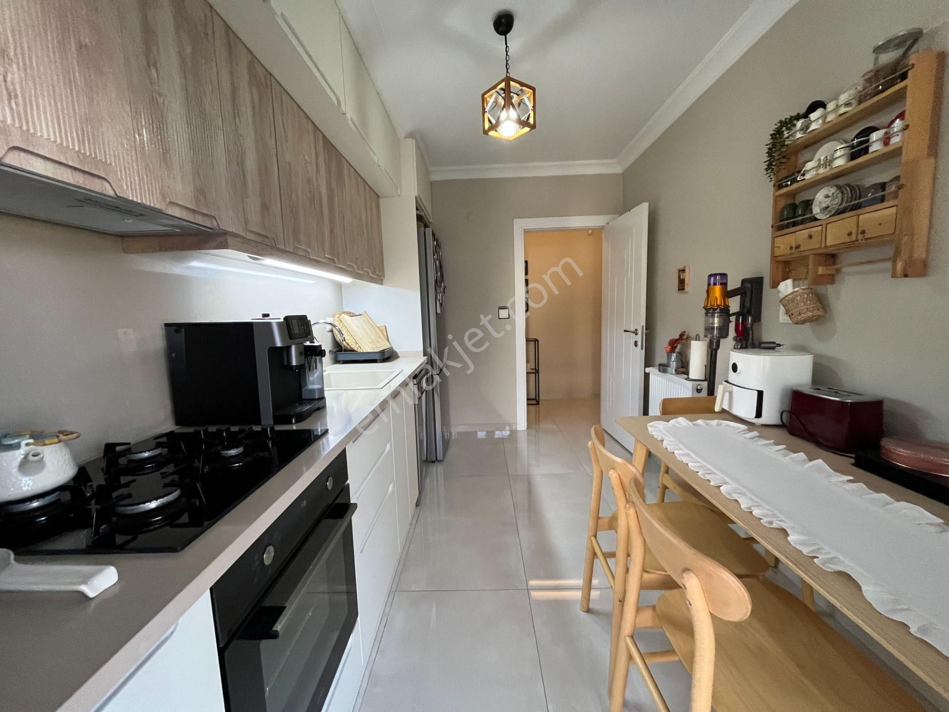 Seferihisar Camikebir Mahallesi – İklımkent Sitesi - Havuzlu, Modern Ve Ferah 2+1 Daire - Görsel 10